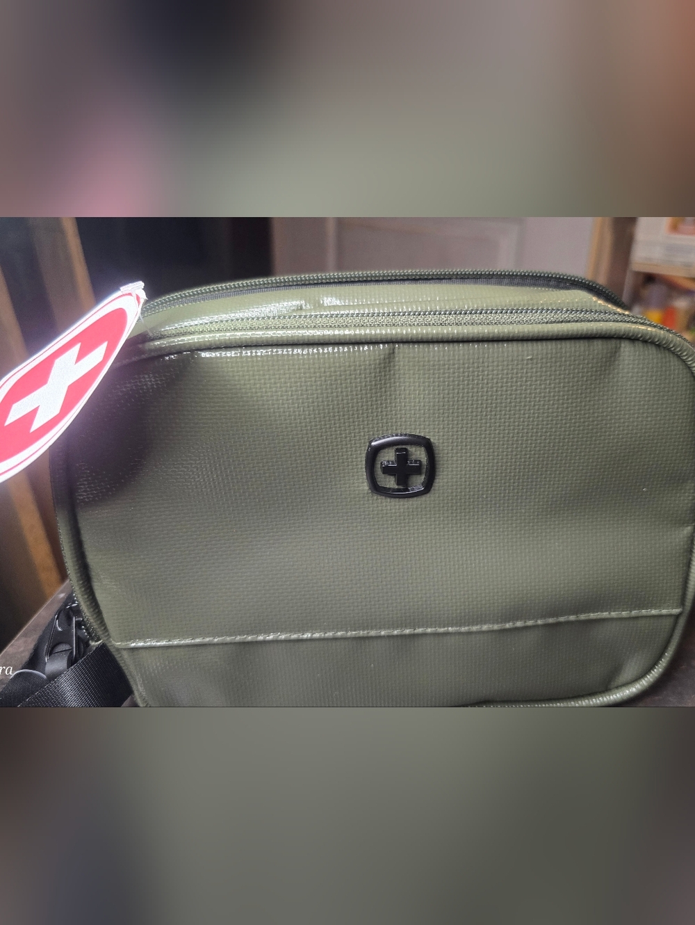 Swiss Gear dopp kit toiletries bag